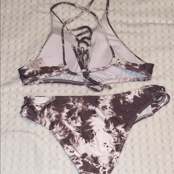 Bathing Suit Set - Picture 2 of 3